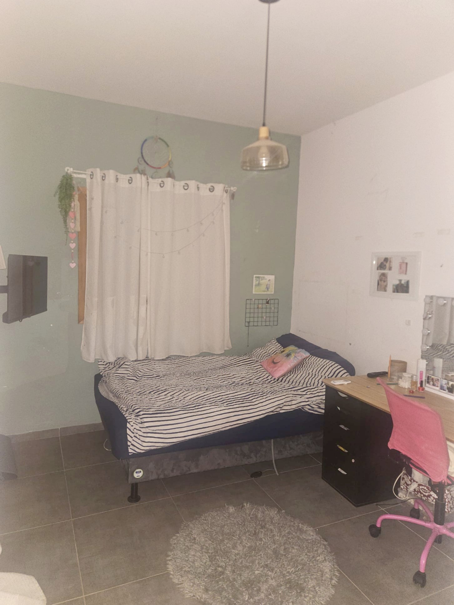 חדר השינה הנוסף השני בקומה השנייה